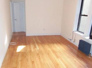 4502 156th St, Flushing, NY 11355