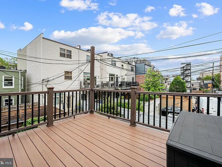 1010 W St NW — Photo 27