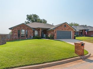 2106 Fairway Dr, Purcell, OK 73080