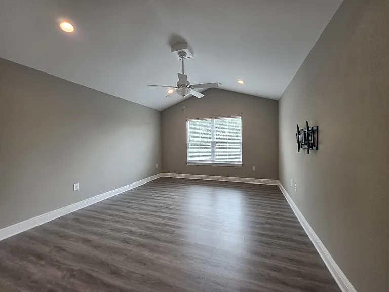 2331 Hadleigh Hills Ct — Photo 19