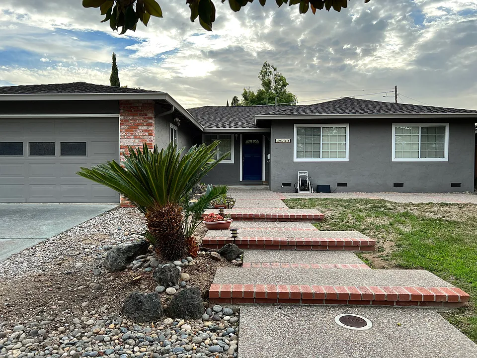 10369 Bonny Dr