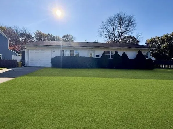 117 Kendall Rd, Kendall Park, NJ 08824