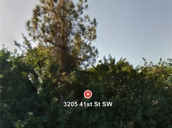 3205 41st St SW, Lehigh Acres, FL 33976