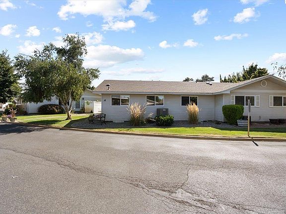 3rd image of 4203 W Kennewick Ave APT 12