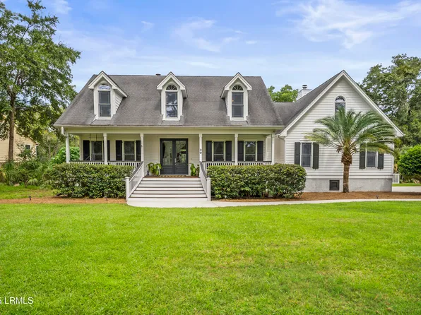 30 Dolphin Point Drive, Beaufort, SC 29907