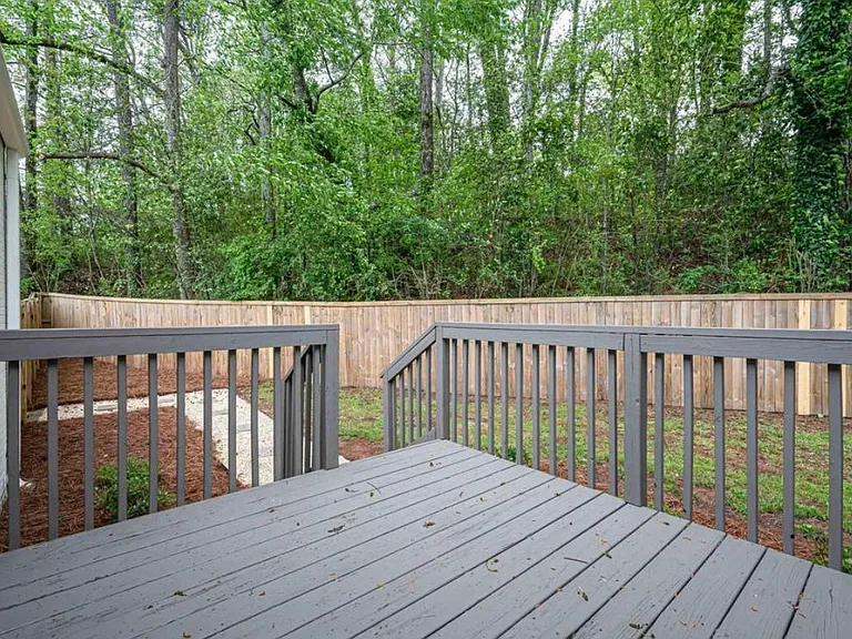 1300 Cresthill Rd — Photo 7