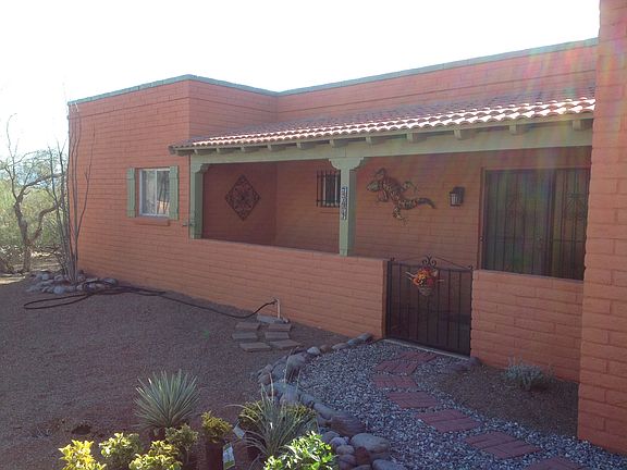 4th image of 741 S Corpino De Pecho
