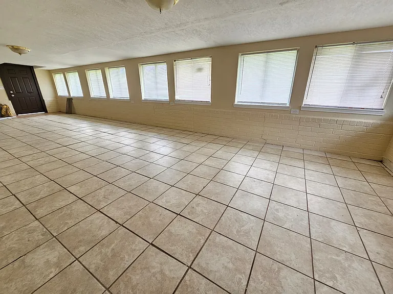 2613 SW 63rd Pl — Photo 17