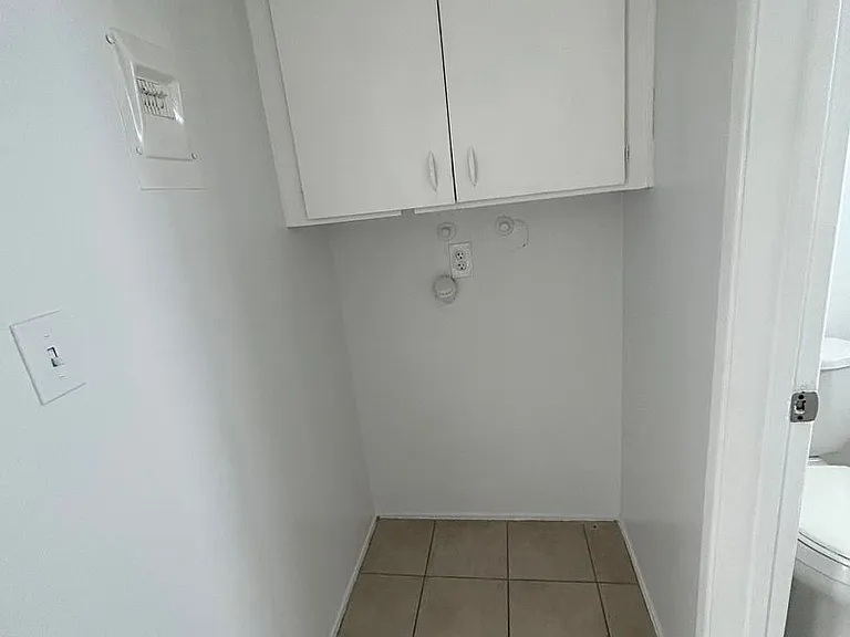 2396 Olive Ave — Photo 6
