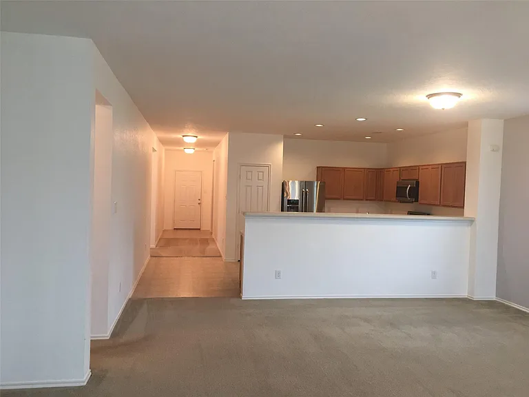 2711 Cally Ct — Photo 7