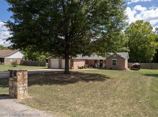 19090 Maple St, Spiro, OK 74959