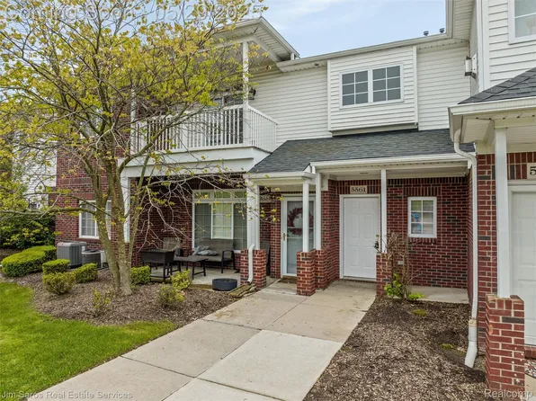 5561 Acorn Ln, Sterling Heights, MI 48314