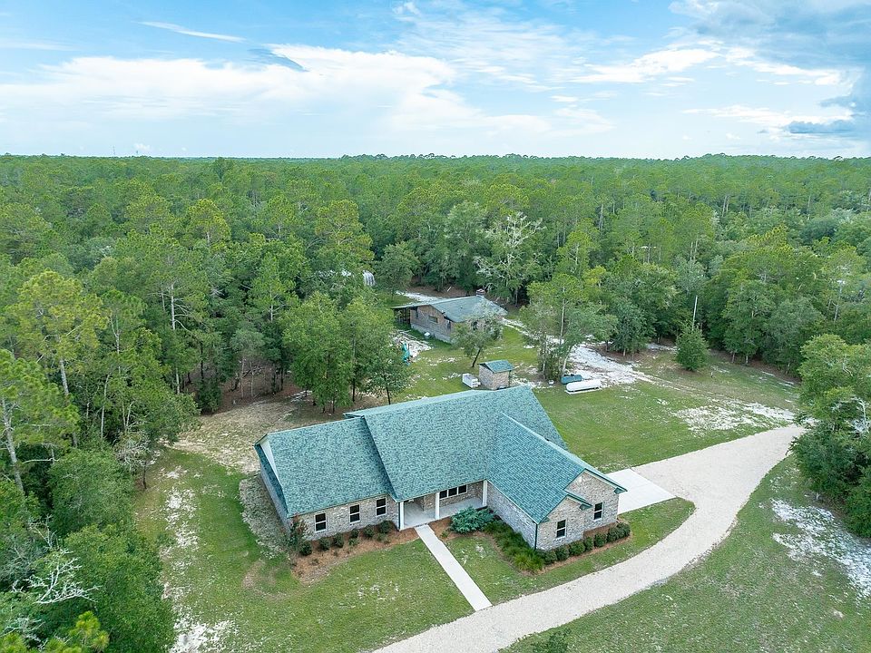 1st image of 9 Stoney Ln
