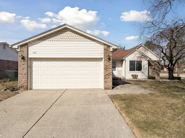 3587 Hamlet Dr, Sterling Heights, MI 48310
