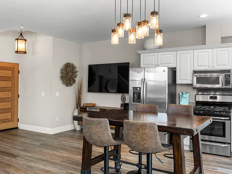 1632 Union St #4 — Photo 9
