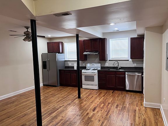 3rd image of 4814 N Avers Ave APT G