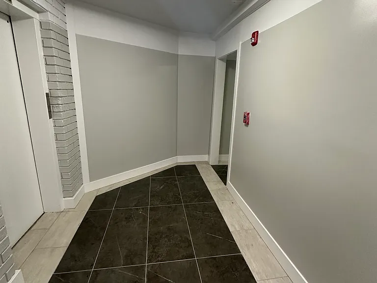 282 Collins St #205 — Photo 26