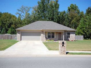 102 Peach St, Austin, AR 72007