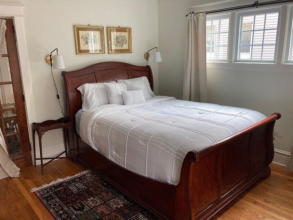 1st image of 1 Park St SW #1