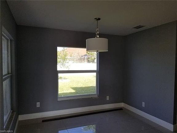 4th image of 3120 SW 18th Ave