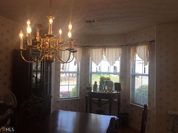 5th image of 540 Sydney Crest Ln