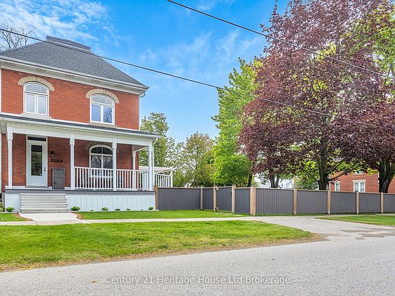 4th image of 10 Clyde St