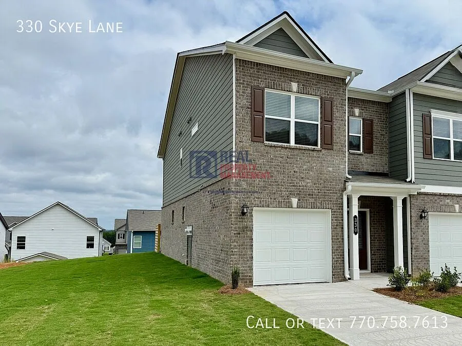 Beautiful New Townhome Close to Everything - $500 Off 1 Month Rent — Photo 2