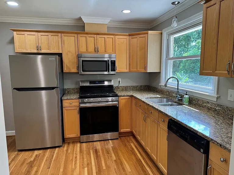 5015 Manuel Dr — Photo 20