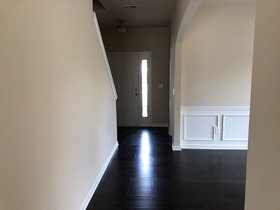 2nd image of 1198 Creek Crossing Dr