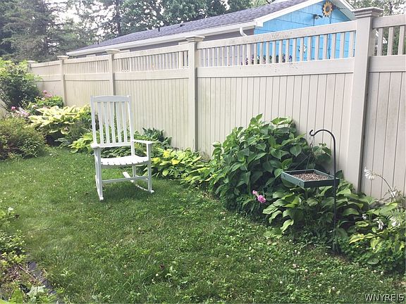 4th image of 3542 Warner Dr