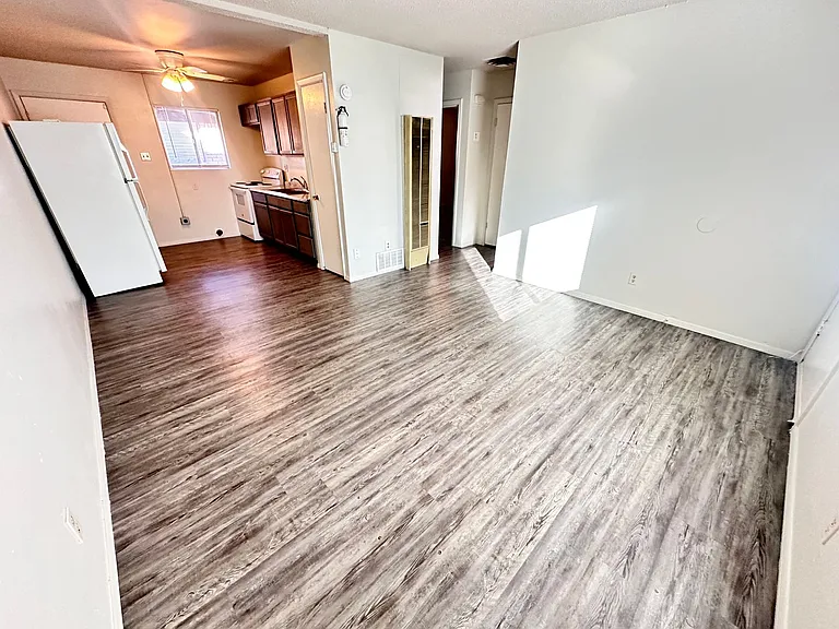 3211 Morris Street NE — Photo 1