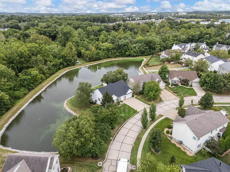 8050 Knights Crossing Dr — Photo 9