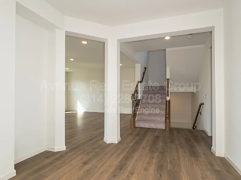 608 Highland Prairie Dr — Photo 5