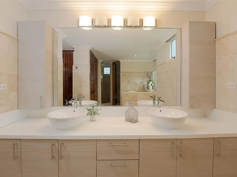 633 Mar De Bering — Photo 12