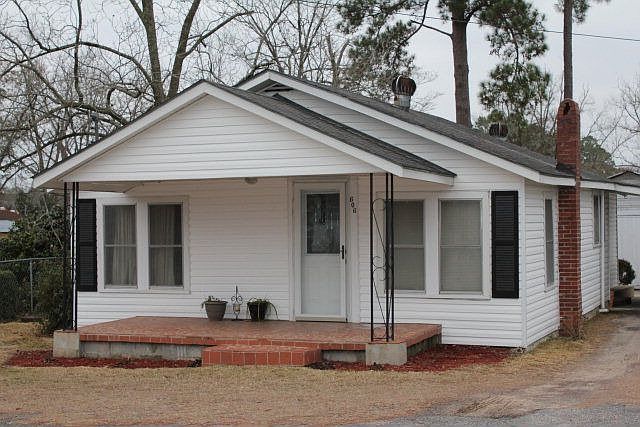 1st image of 606 Pulaski Ave
