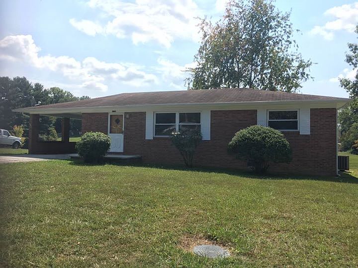 1st image of 1706 Hugh Dr