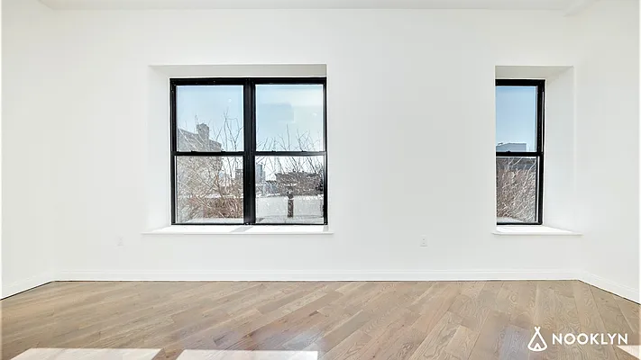 Rented by Nooklyn NYC LLC | media 52