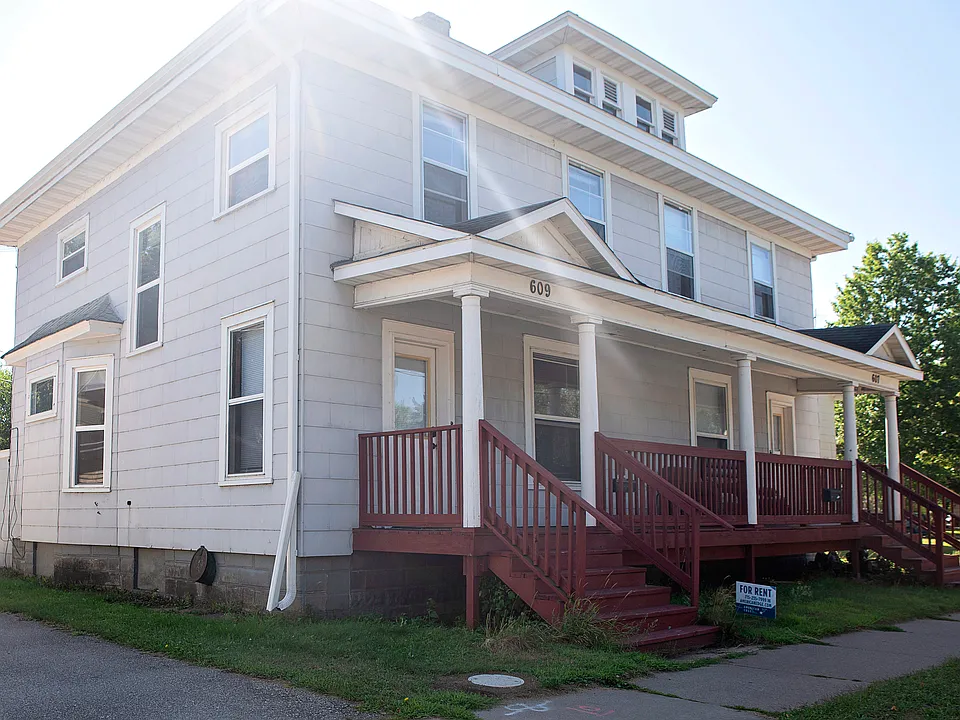 607 5th Ave