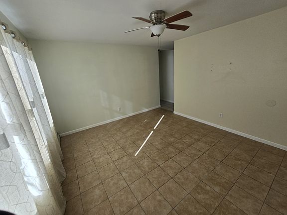 5th image of 60 Garibaldi Ave Floor 2