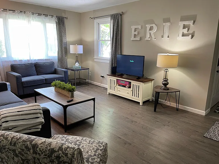 3018 Hull Rd — Photo 3