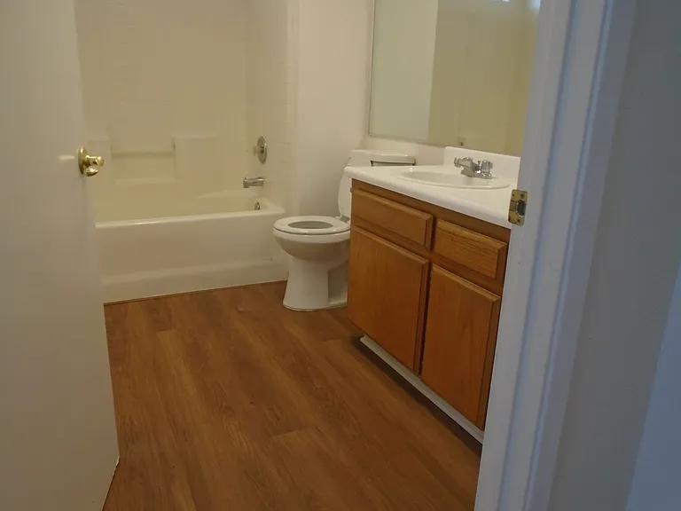 2030 Wheelan Ct — Photo 6