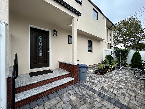3rd image of 448 Durant Ave