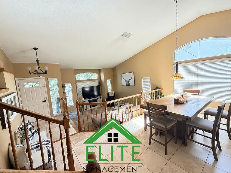 9028 Paso Robles Way — Photo 5