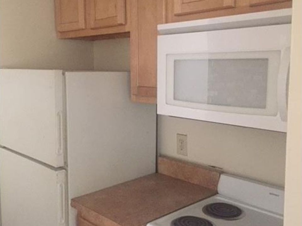 1st image of 2065 W Clifton Ave #2085-31
