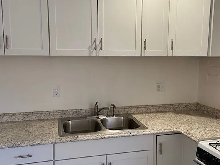 201-211 W Kelso St, Tucson, AZ 85705 — Photo 9