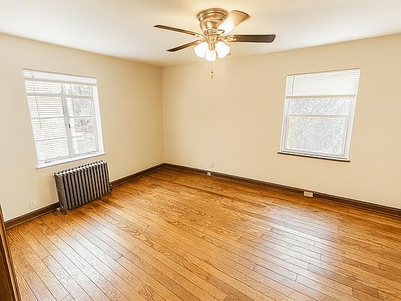 5th image of 1627 Summit Rd APT 2