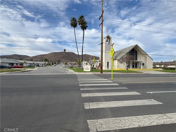 25931 Lancaster Dr, Sun City, CA 92586