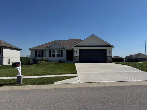 8912 NE 118th Ct, Kansas City, MO 64157