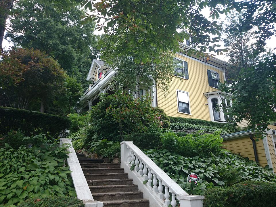 2nd image of 156 Mason Ter