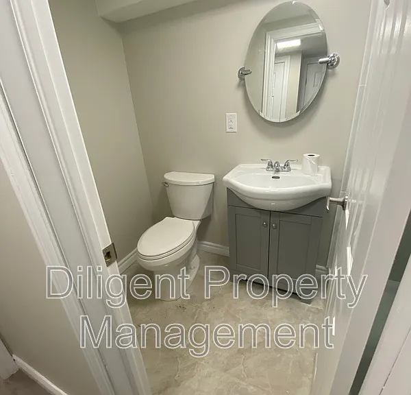 1528 Redwood Dr #LOWER — Photo 14